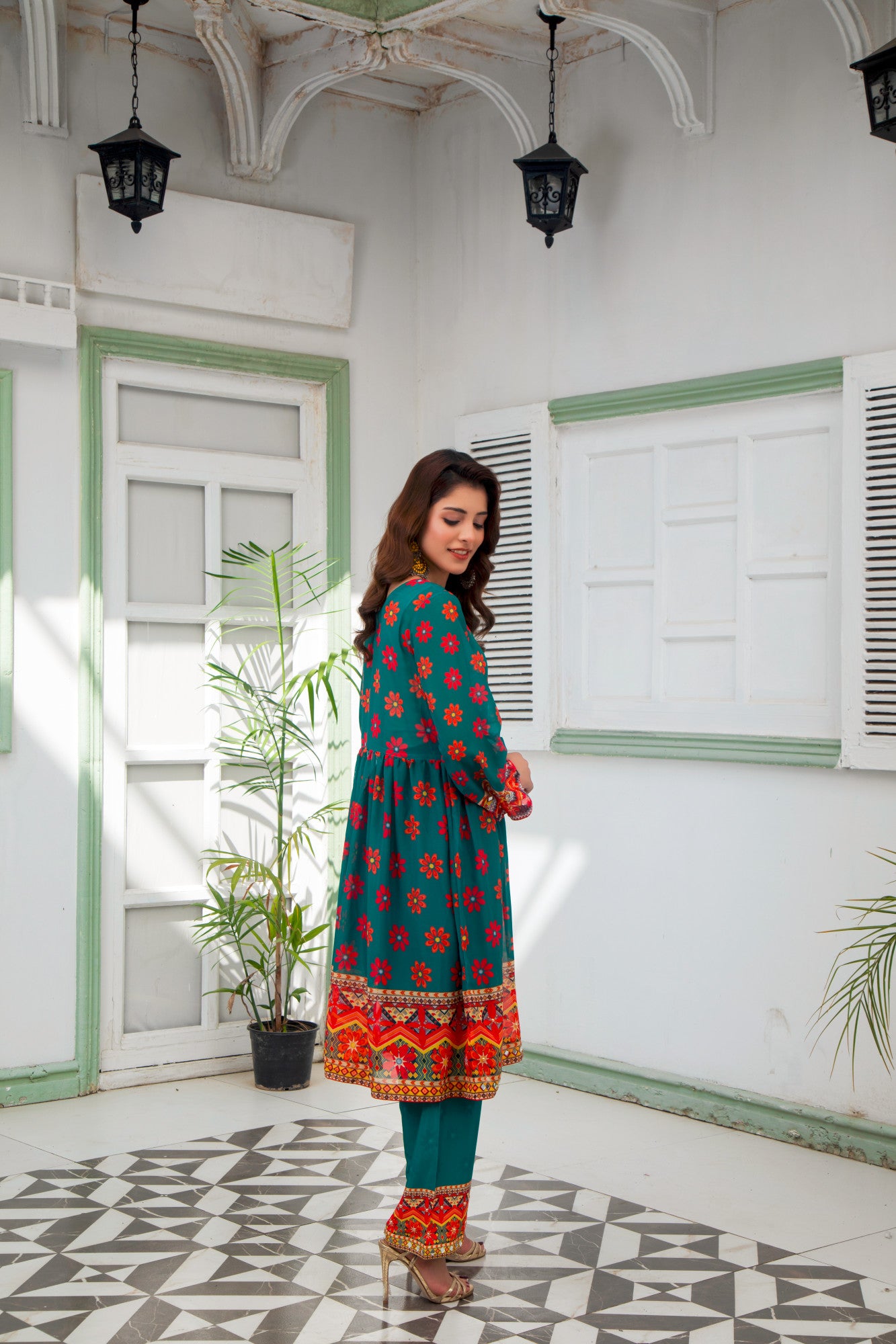 Lightweight and comfortable casual outfit for ladies