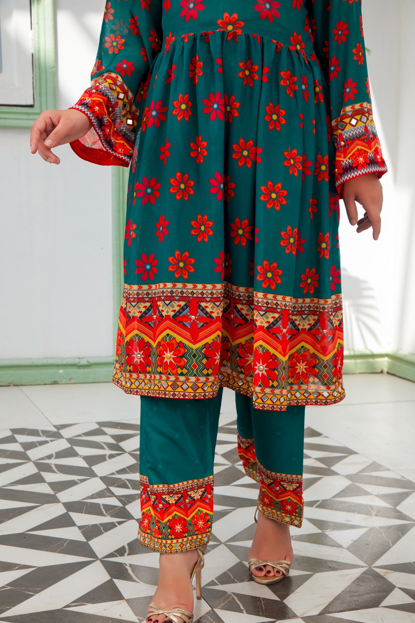 Lightweight and comfortable casual outfit for ladies