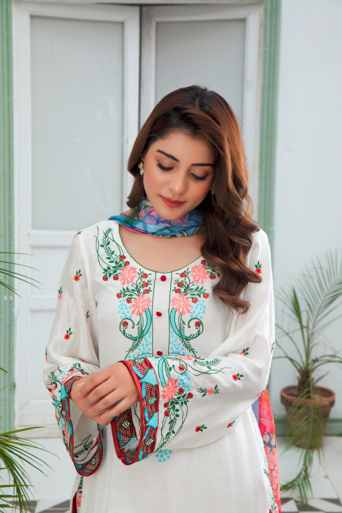 Elegant long casual dress for everyday fashion