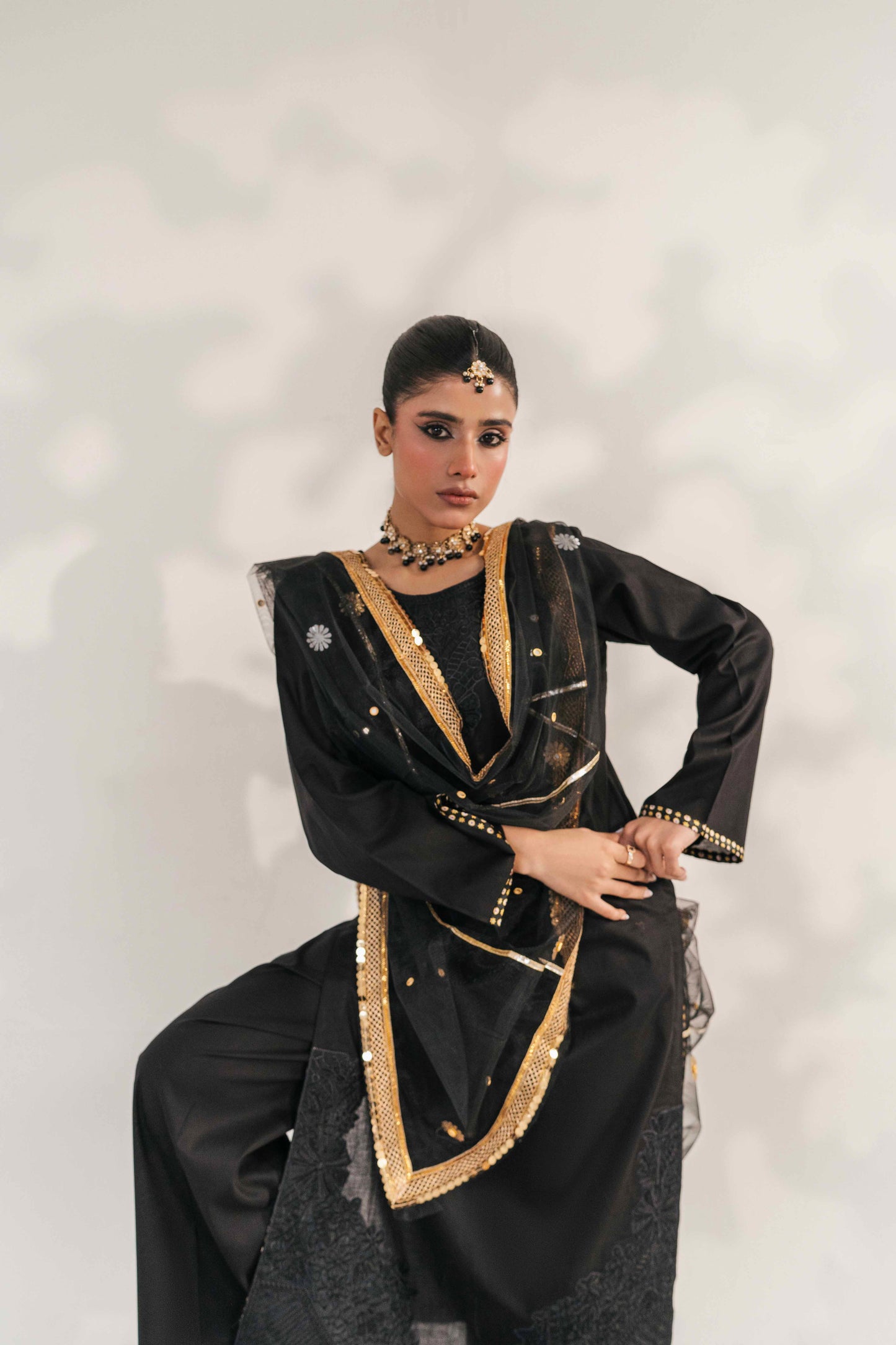 Embroidered women's dress with stylish neckline