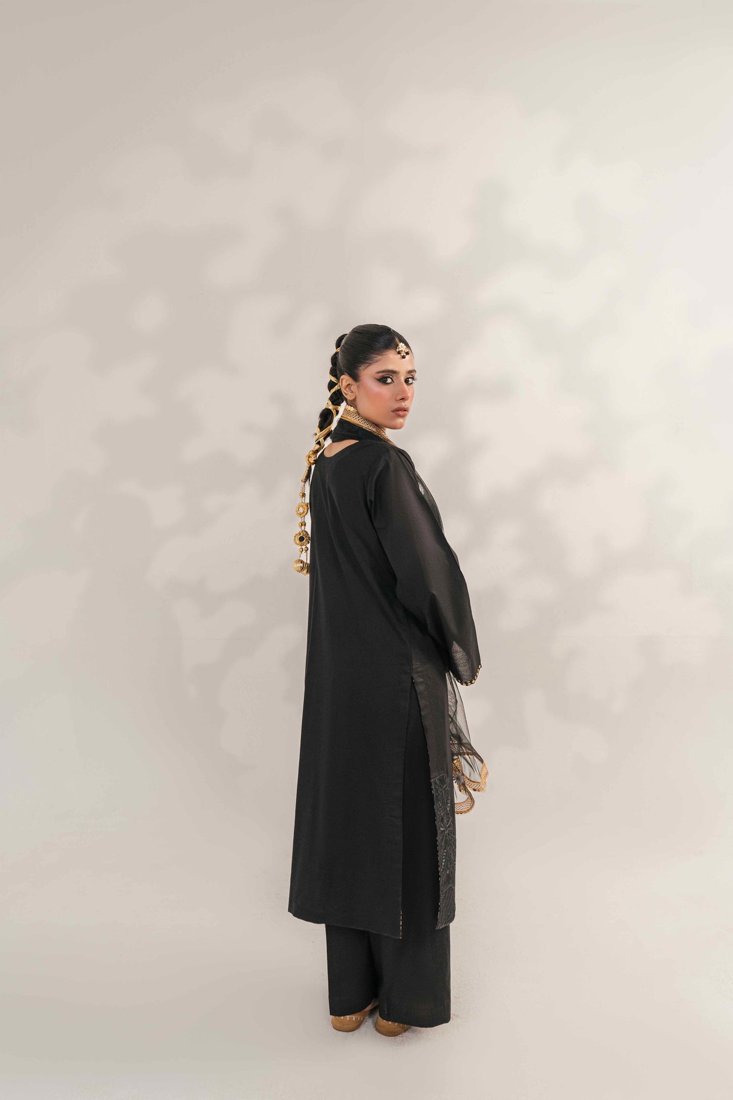Embroidered women's dress with stylish neckline