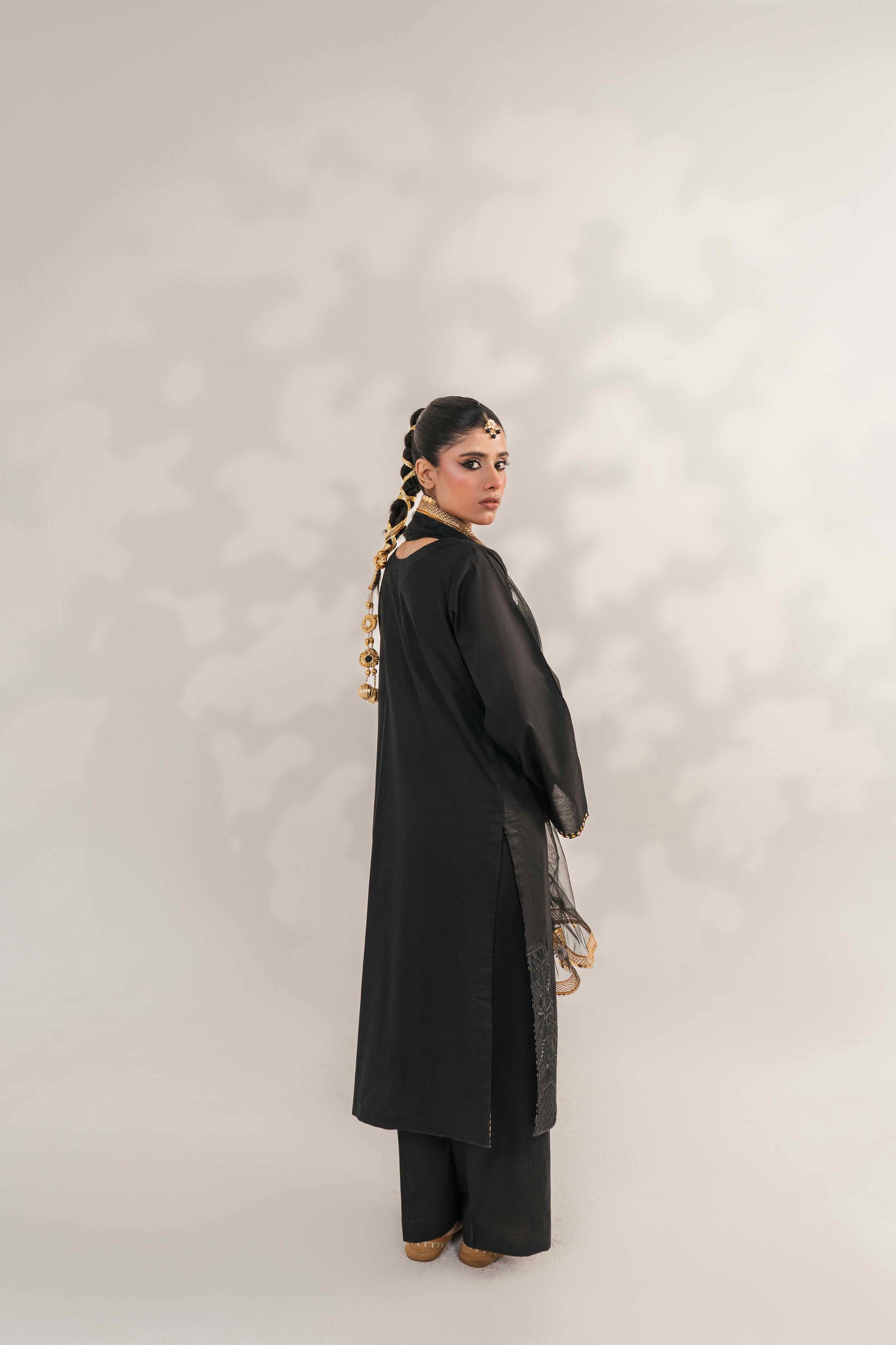 Embroidered women's dress with stylish neckline