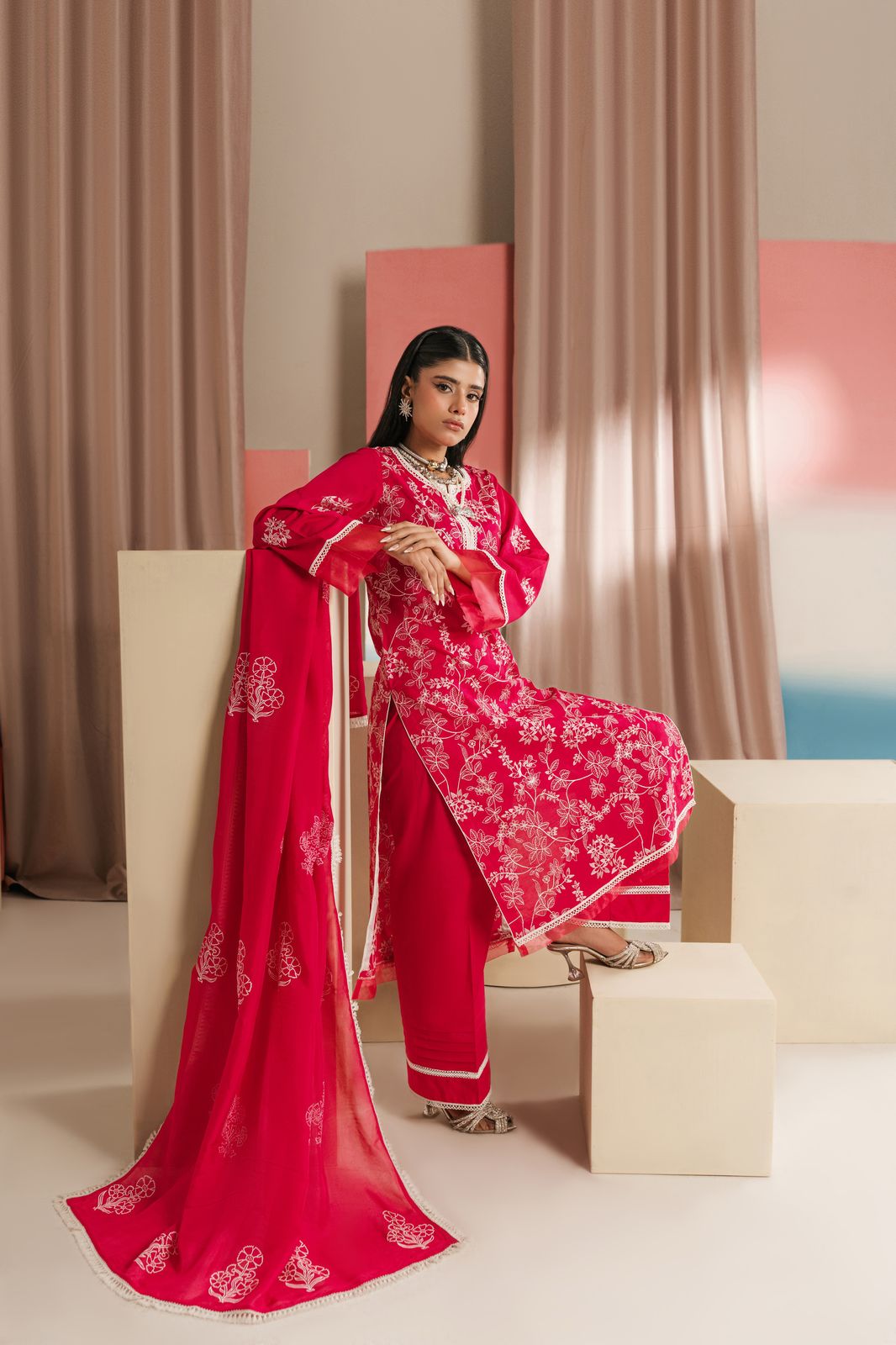 Elegant embroidered ladies suit in soft fabric