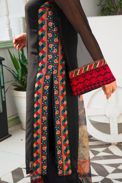 Chic casual dress for women with modern design

