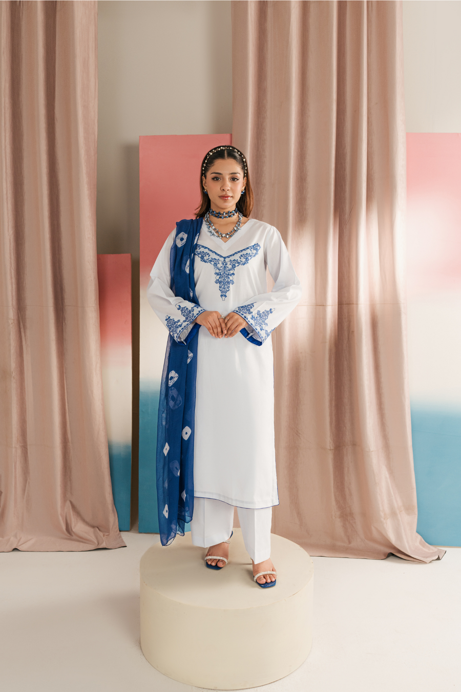 Royal Lumiere Embroidered Lawn 3PC Suit with Chiffon Dupatta