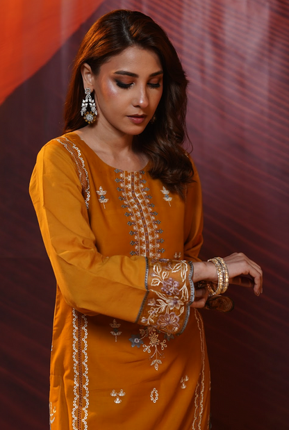Sahara Embroidered Lawn with Silk Punjabi Art Dupatta 3PC Stitched Suit
