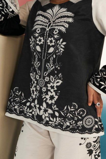 Soft and comfortable embroidered ladies outfit

